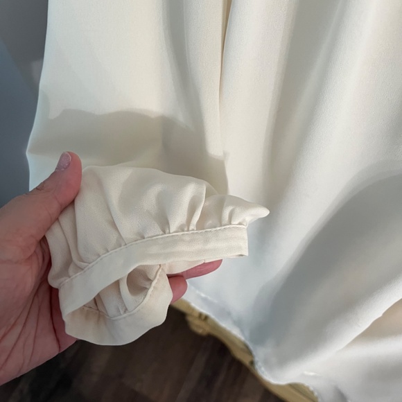 Cream Blouse H&M - Picture 4 of 6